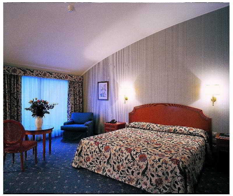 Hotel De La Paix Lugano Room photo